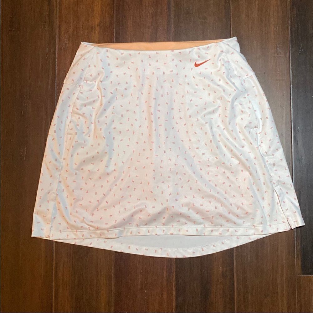 Nike Ladies Standard Fit Skort